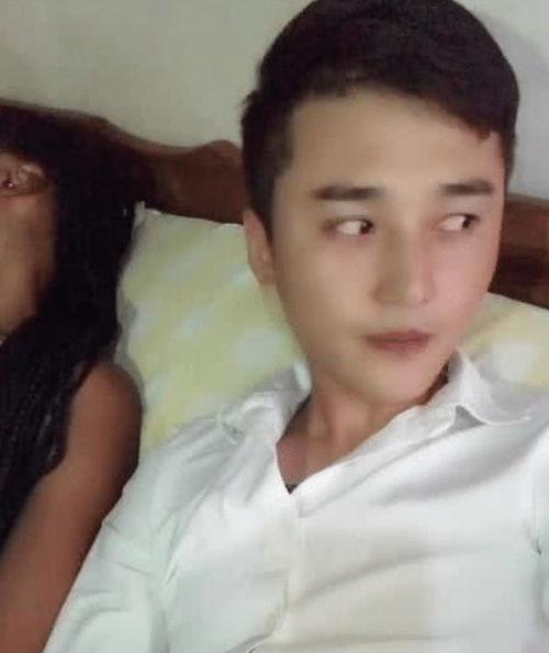 黑人老婆吃瓜视频网站,热门话题与趣味瞬间